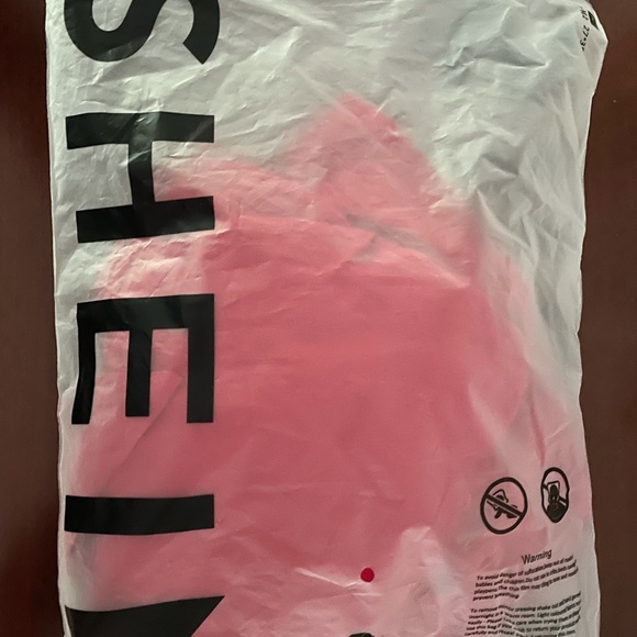 SHEIN red halter flowing mini dress - Picture 4 of 8